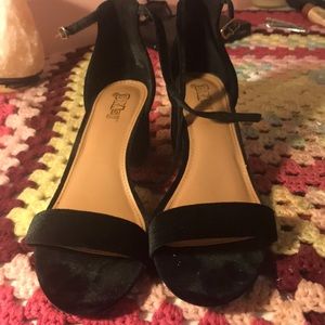 Black velvet heels